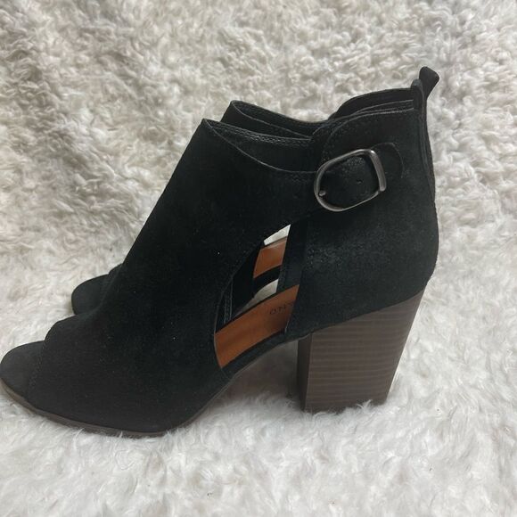 Lucky Brand OONA leather suede Black pump open toe adjustable side buckl… - Picture 1 of 12